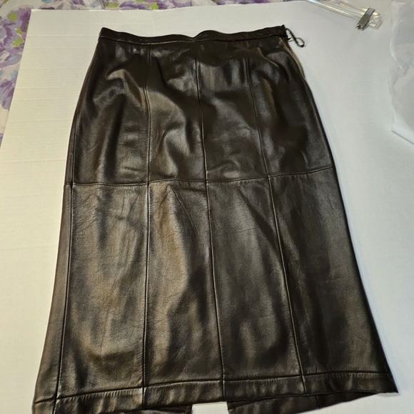 Terry Lewis Classic Luxuries Dark Leather Pencil Skirt - Picture 11 of 13